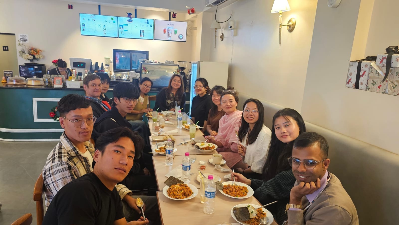 Sharing lunch with students and scholars of RGU AITS.